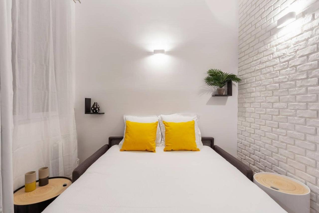 Chic Saint-Germain-Des-Pres Studio For 4 - Prime Location 巴黎 外观 照片